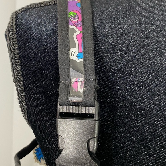 CLUB EXX Electro Terrestrial UV Monster Sticker Clear PVC Bra Crop Top Clear L - Picture 11 of 11